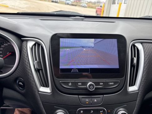 Used 2023 Chevrolet Malibu LT FWD image 28