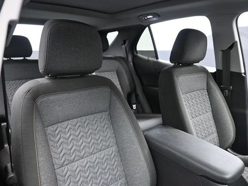 Used 2022 Chevrolet Equinox LT FWD image 28