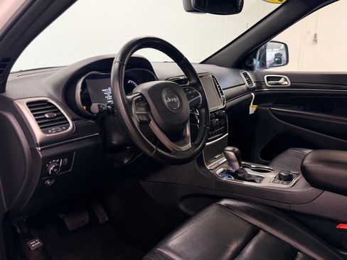 Used 2022 Jeep Grand Cherokee Limited AWD/4WD image 12