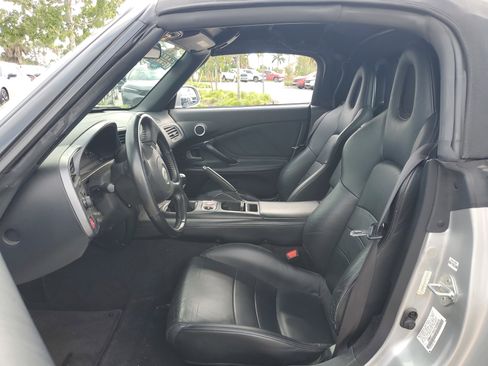 Used 2002 Honda S2000 image 15