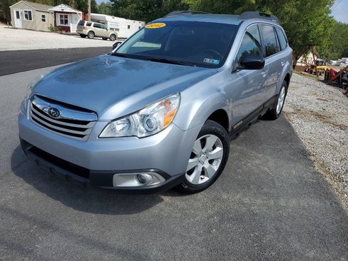 Used 2012 Subaru Outback 2.5i Premium AWD/4WD image 3