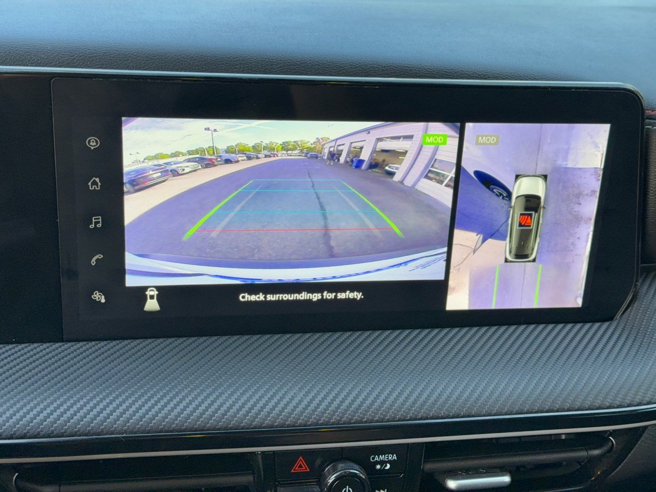 Used 2025 Nissan Kicks SR w/ SR Premium Package FWD image 24