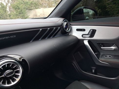 Used 2022 Mercedes-Benz CLA 45 AMG CLA 45 AMG image 31