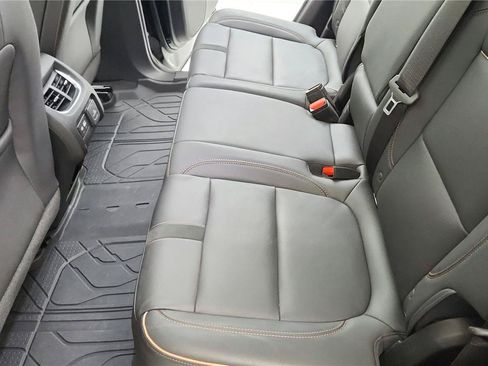 Used 2024 Chevrolet Blazer Premier w/ Driver Confidence II Package FWD image 15