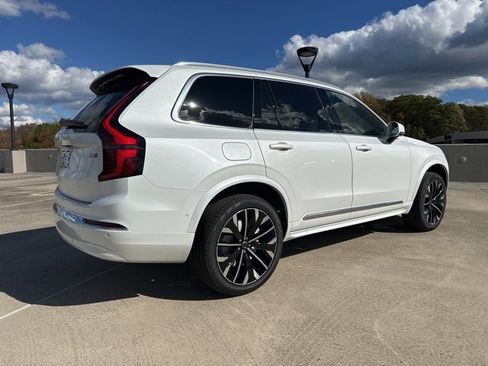 New 2026 Volvo XC90 B6 Ultra image 7