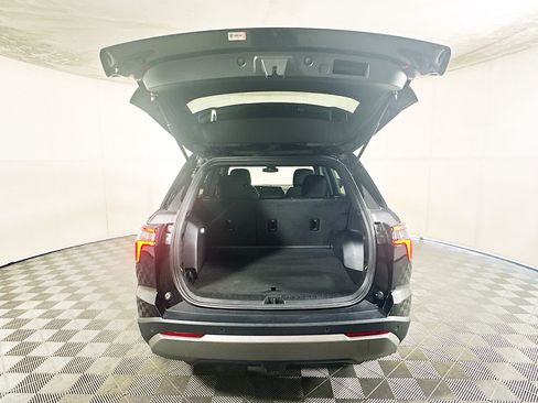 Used 2025 Chevrolet Equinox LT FWD image 31