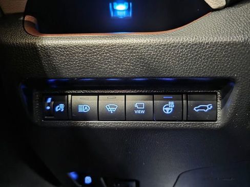 Used 2021 Toyota RAV4 Limited AWD/4WD image 19