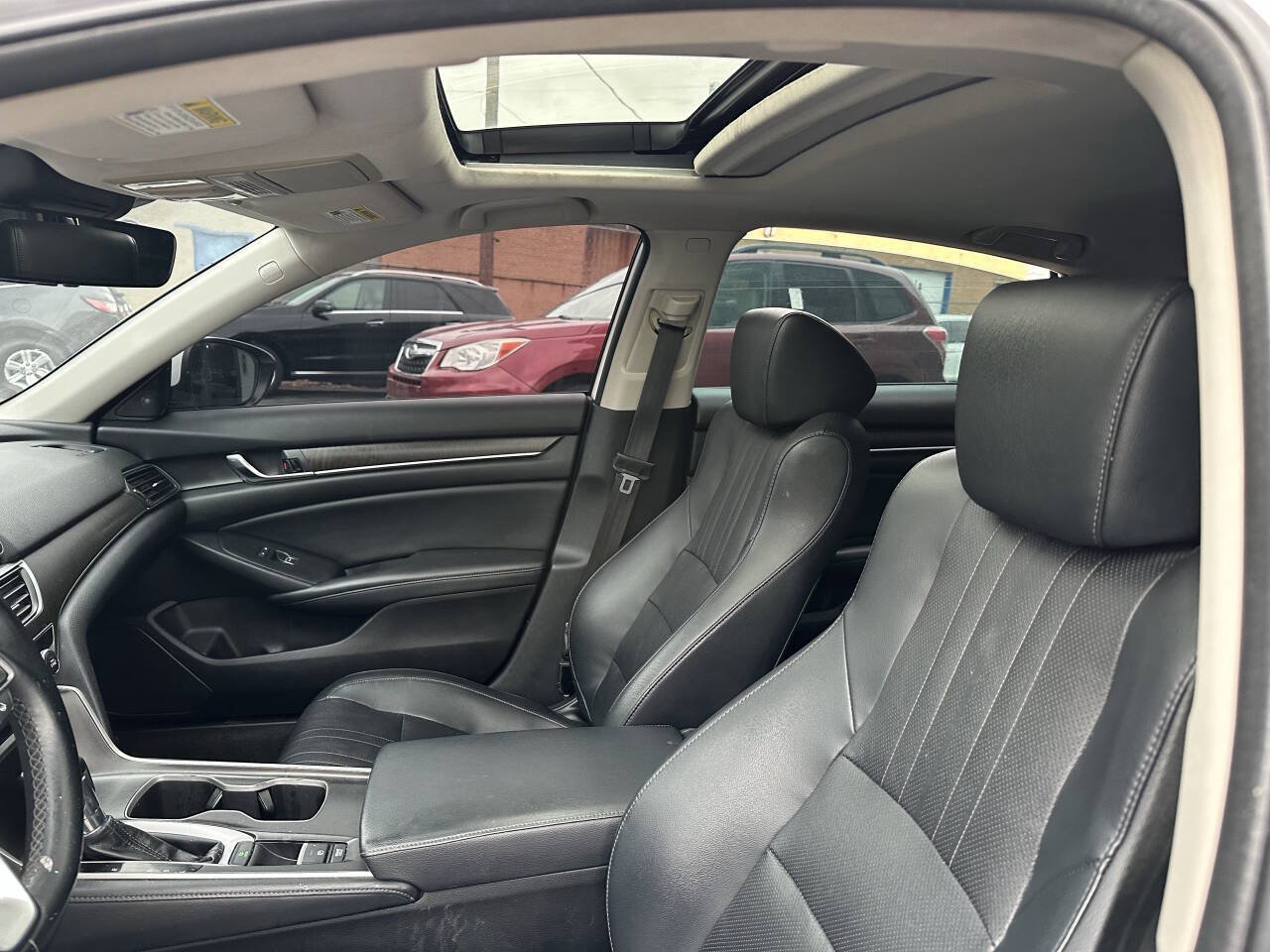 Used 2018 Honda Accord EX-L image 21