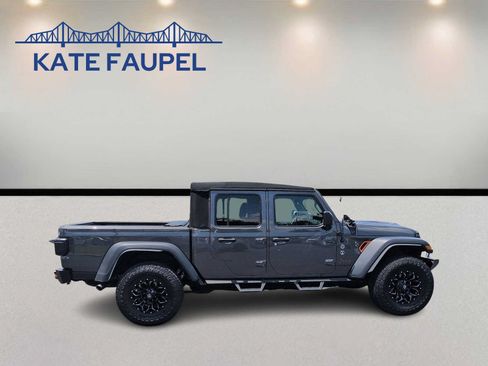 Used 2021 Jeep Gladiator Mojave w/ Trailer Tow Package AWD/4WD image 8