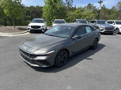 New 2026 Hyundai Elantra SEL Sport Premium FWD image 3