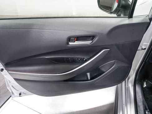 Used 2024 Toyota Corolla SE w/ SE Package FWD image 22