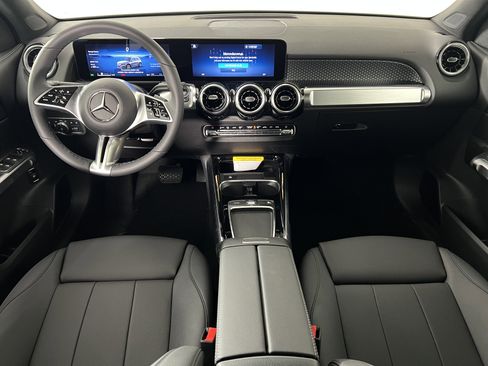 New 2026 Mercedes-Benz GLB 250 4MATIC image 22