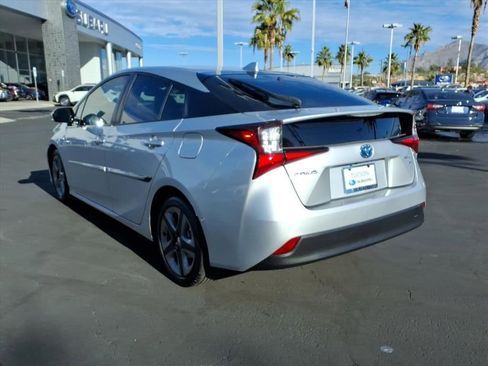 Used 2019 Toyota Prius L Eco image 12