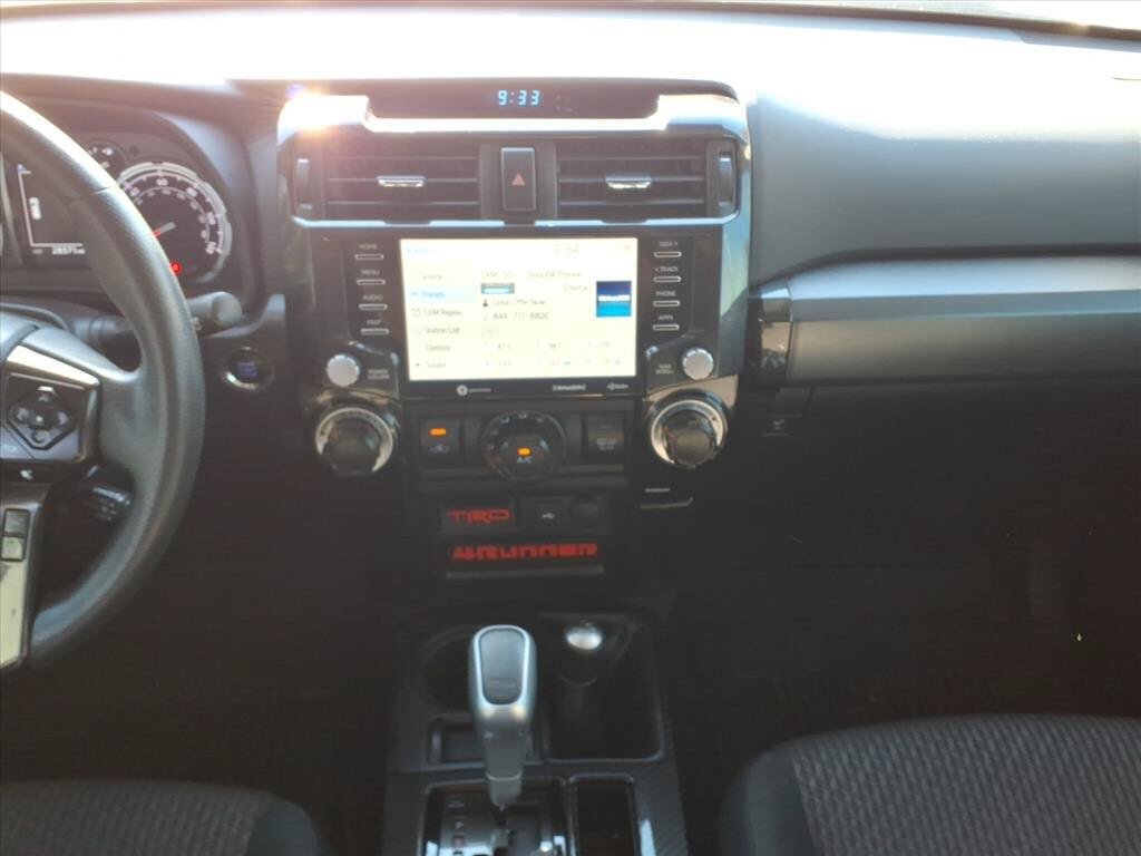 Used 2023 Toyota 4Runner TRD Off-Road AWD/4WD image 28