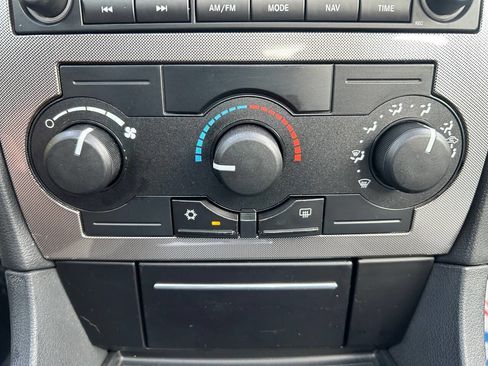 Used 2007 Chrysler 300 Touring image 22