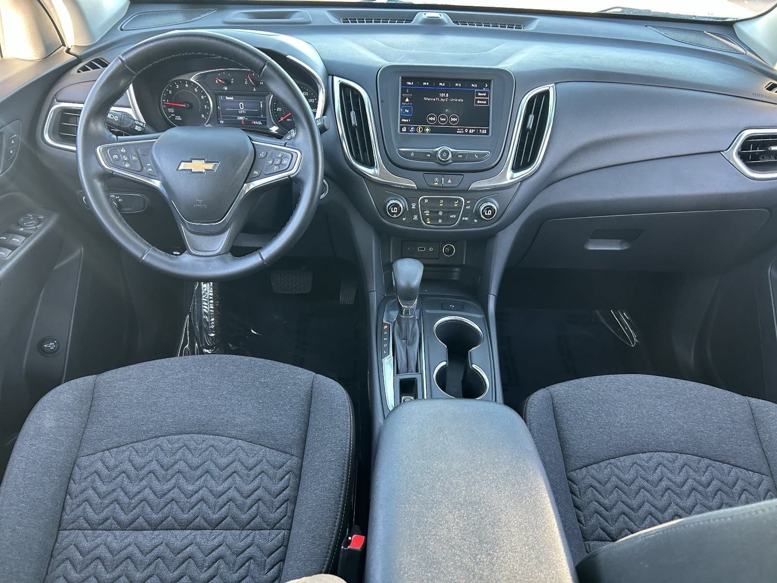 Used 2024 Chevrolet Equinox LT FWD image 19