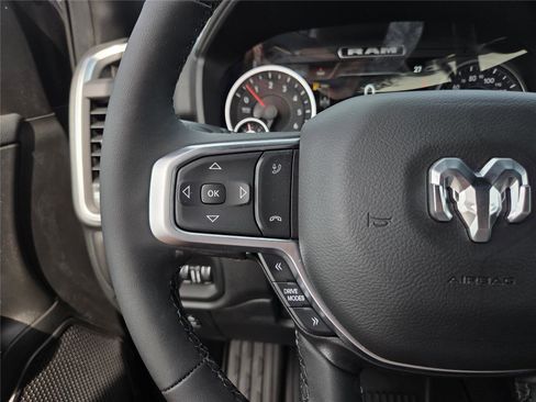 New 2026 RAM 1500 Big Horn AWD/4WD image 30