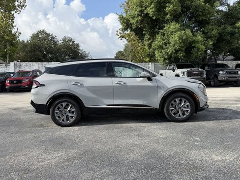 Certified 2024 Kia Sportage SX FWD image 4