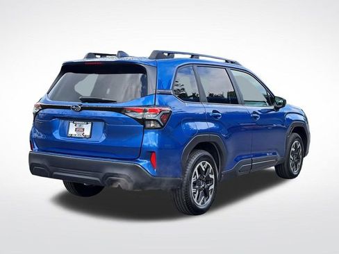Used 2026 Subaru Forester Premium AWD/4WD image 8
