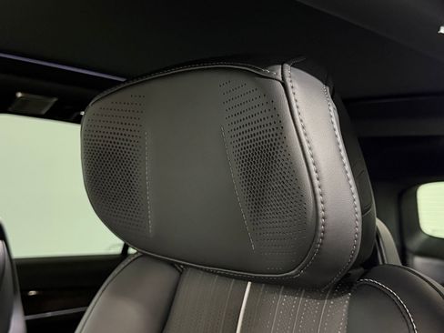 New 2026 Cadillac Vistiq Luxury AWD/4WD image 23