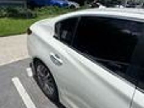 Used 2019 INFINITI Q50 Luxe RWD image 3
