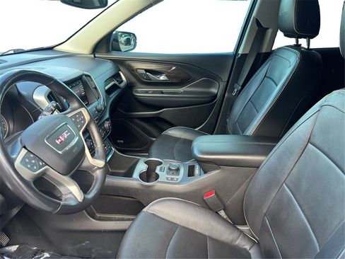 Used 2019 GMC Terrain Denali w/ LPO, 'HIT The Road' Package image 9