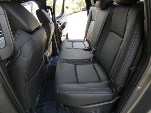 Used 2025 Toyota Tacoma TRD Off-Road image 50