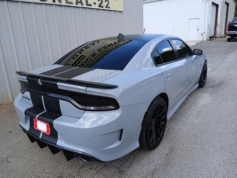 Used 2022 Dodge Charger Scat Pack w/ Daytona Edition Group image 3