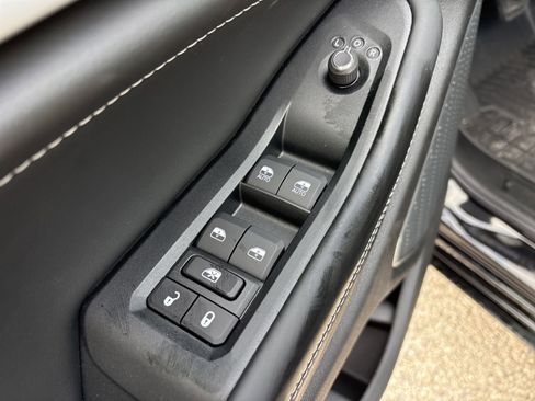 New 2026 Jeep Grand Cherokee L Limited AWD/4WD image 12