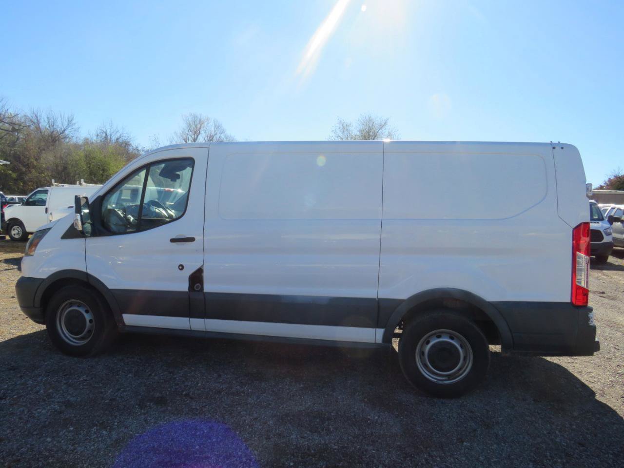 Used 2016 Ford Transit 150 130 Low Roof RWD image 8