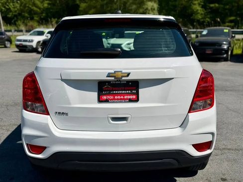 Used 2019 Chevrolet Trax LS FWD image 7