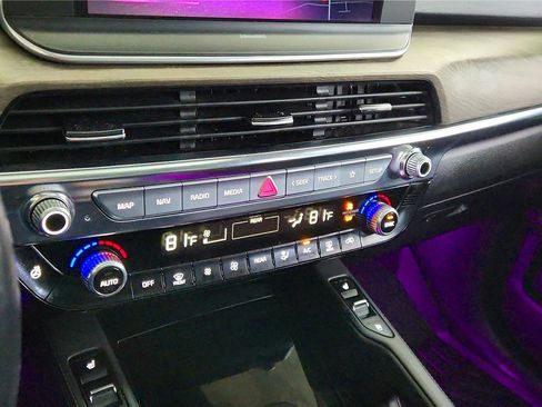 Used 2022 Kia Telluride EX w/ EX Premium Package image 43