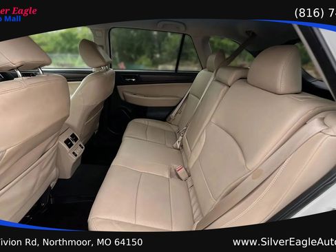 Used 2019 Subaru Outback 2.5i Limited AWD/4WD image 9