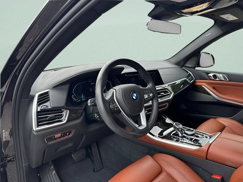 Certified 2023 BMW X5 xDrive45e w/ Executive Package AWD/4WD image 9