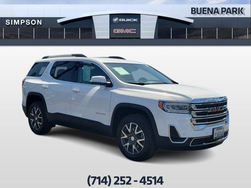 Used 2023 GMC Acadia SLE w/ Driver Convenience Package FWD image 2