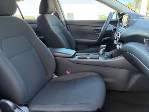 Used 2025 Nissan Sentra S image 34