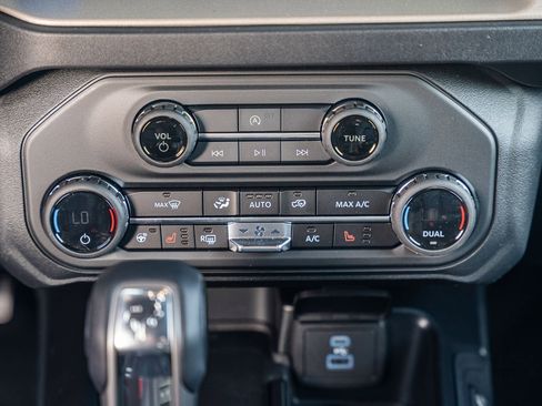 New 2025 Ford Bronco Outer Banks image 21