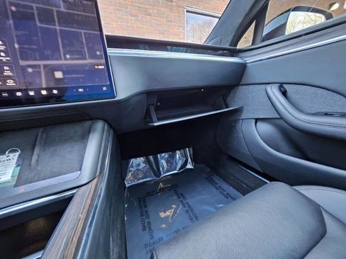 Used 2023 Tesla Model S image 59