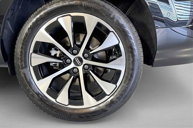 New 2026 Audi Q3 quattro 2.0T AWD/4WD image 28