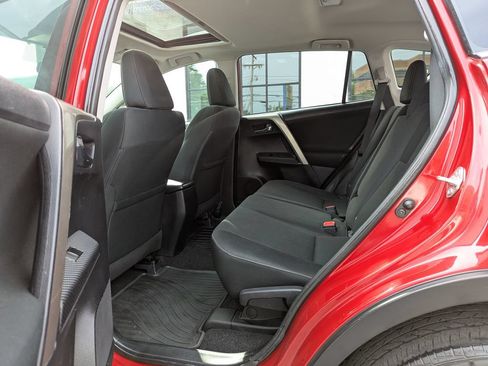 Used 2014 Toyota RAV4 XLE AWD/4WD image 37