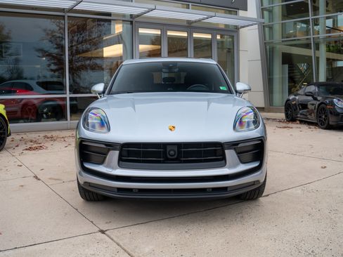 Used 2022 Porsche Macan image 7