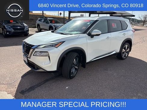 Certified 2023 Nissan Rogue SL FWD image 3