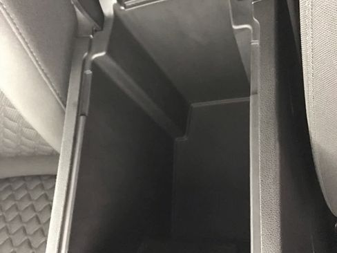 Used 2022 Chevrolet Blazer LT image 13