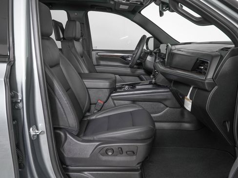 Used 2026 Chevrolet Tahoe Z71 w/ Z71 Off-Road Package image 12