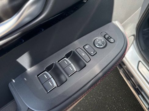 Used 2025 Acura ADX A-Spec FWD image 17