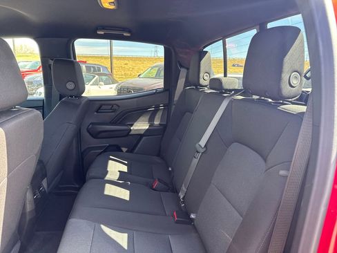 Used 2025 Chevrolet Colorado Trail Boss image 28