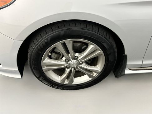 Used 2019 Hyundai Sonata Sport w/ Cargo Package image 11