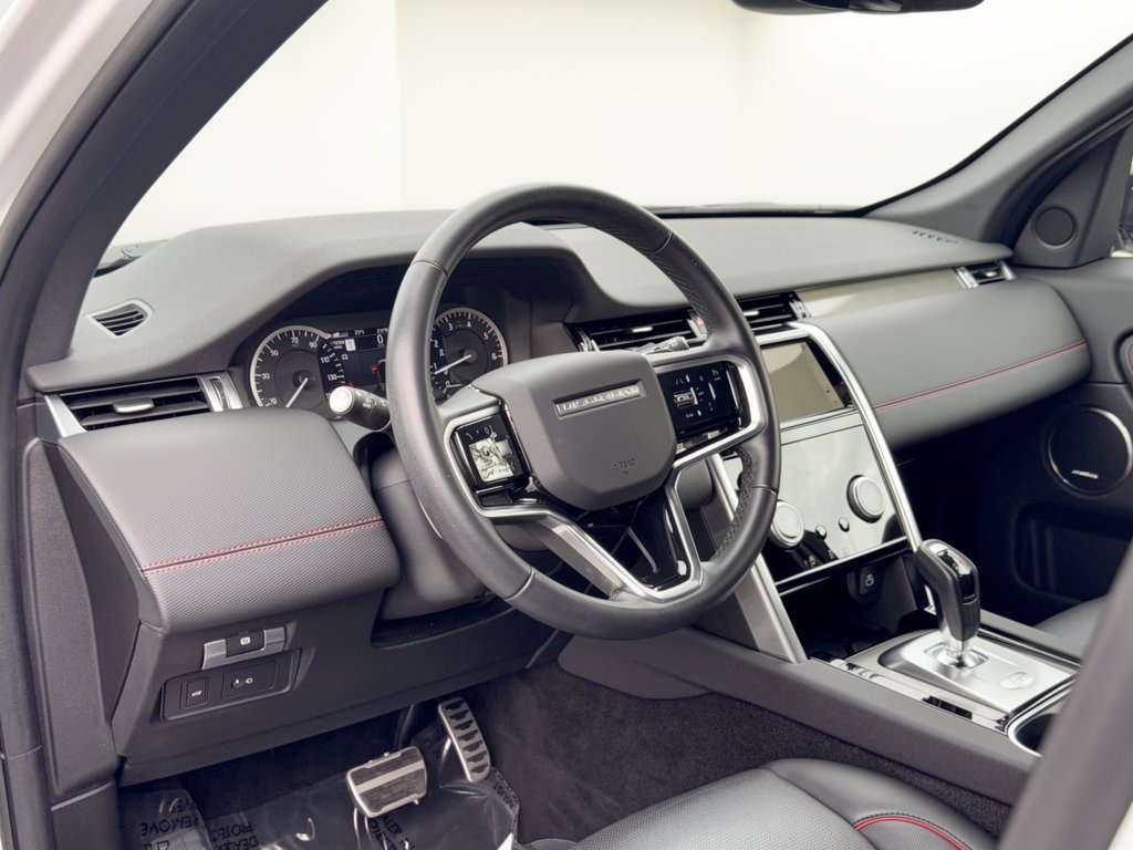 Used 2023 Land Rover Discovery Sport SE R-Dynamic AWD/4WD image 4