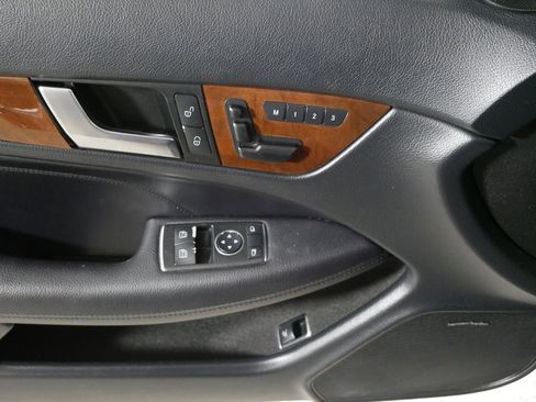 Used 2014 Mercedes-Benz C 250 Coupe image 19