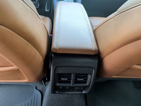 Used 2025 Cadillac XT4 Sport FWD image 40